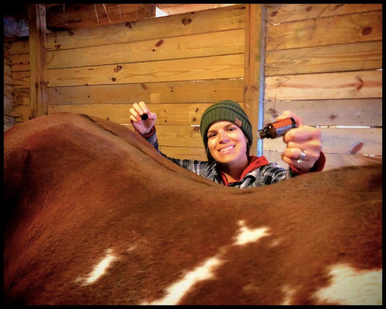 DarleneApplies Oil_9886