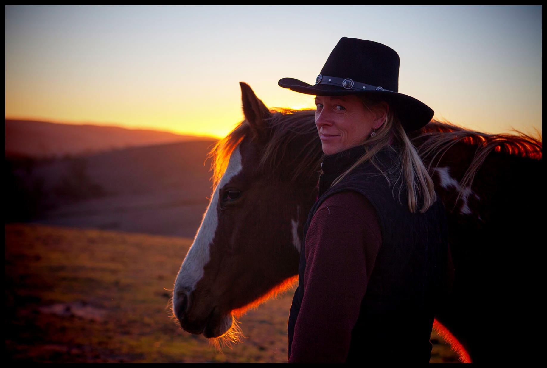 Ashley+Taj_Sunset_6x4